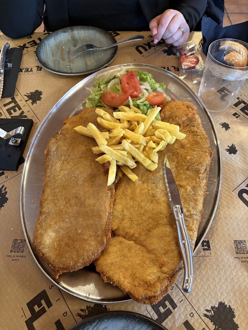 Fabada Asturiana - Fabada tradicional con fabes de La Granja, chorizo, morcilla y lacón